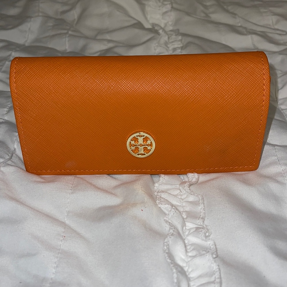 Tory Burch glasses case - Picture 1 of 4